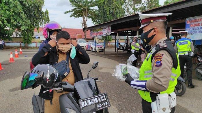 Satlantas Polres Sumenep Ajak Warga Tertib di Samsat