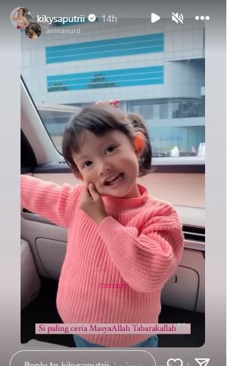 Aisya, anak angkat Kiky Saputri.