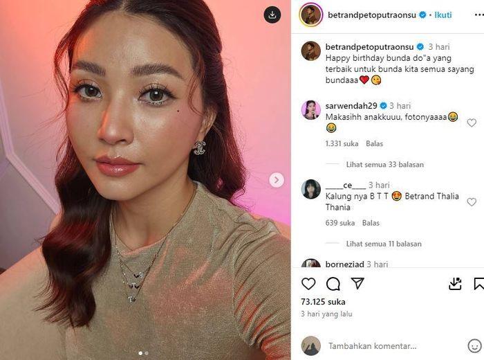 Postingan Betrand Peto berisi foto Sarwendah.