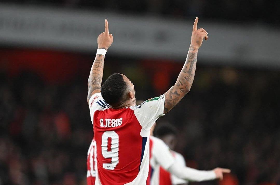Gabriel Jesus Người Đi Tìm Chính Mình - Hành Trình Khám Phá Danh Vọng và Bản Thân