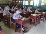 hari-pertama-ujian-sekolah-tatap-muka-kerta-pensil-111.jpg