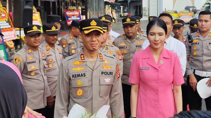 AKBP Kemas Indra Natanegara resmi menjabat sebagai Kapolres Cilegon menggantikan AKBP Eko Tjahyo Untoro.