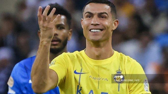 Cristiano Ronaldo membuat geger dunia sepak bola setelah melontarkan pernyataan bahwa Liga Arab Saudi lebih baik daripada Liga Prancis.