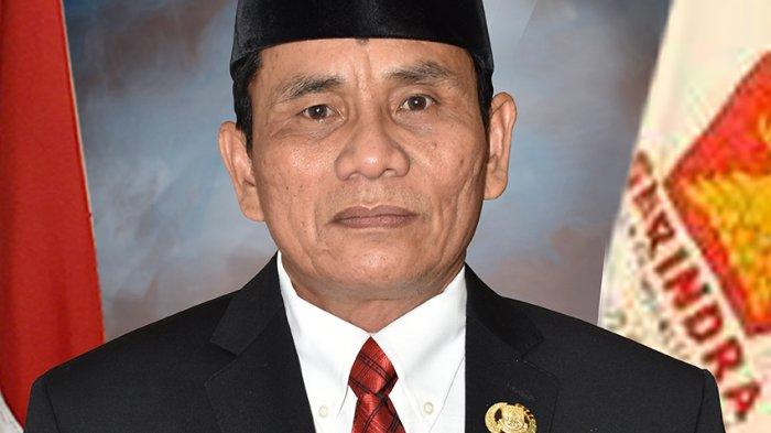 Anggota DPRD Banten, Dahlan Hasyim yang saat ini maju bakal calon Bupati Tangerang pada Pilkada 2024 ternyata mempunyai harta kekayaan miliaran rupiah