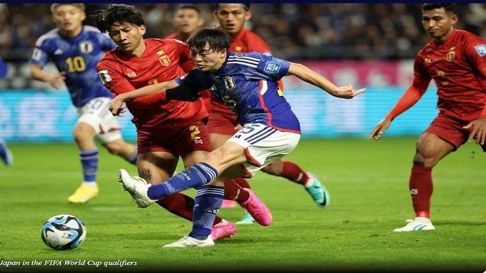 Pesawat yang membawa Timnas Jepang ke Indonesia mengalami kendala.