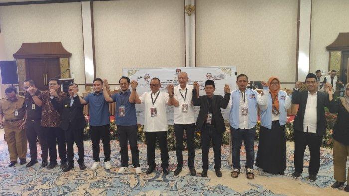 Link streaming debat perdana Pilkada Kota Cilegon malam ini, Kamis (31/10/2024) yang dimulai pukul 19.00 WIB.
