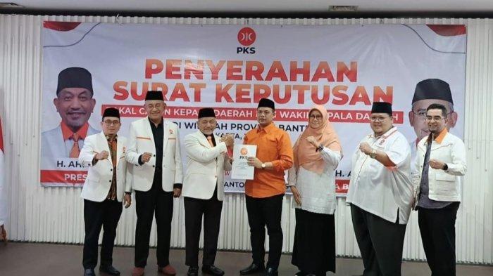 DPP Partai Keadilan Sejahtera (PKS) resmi mengusung Isro Mi'raj dan Nurrotul Uyun untuk maju sebagai bakal calon walikota dan wakil walikota Cilegon pada Pilkada 2024.