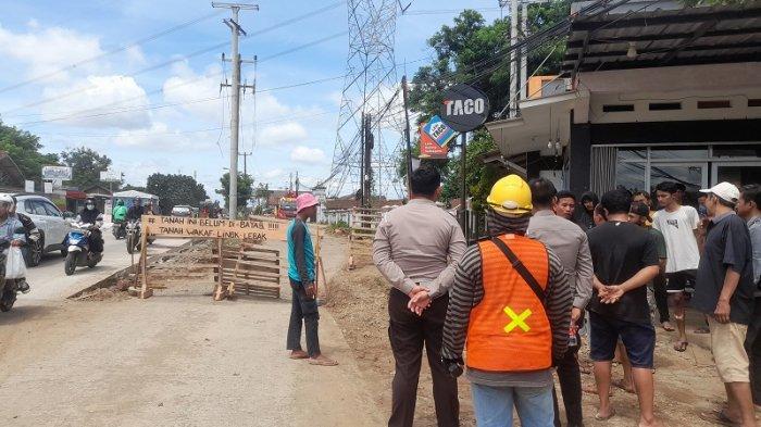 Usai Jalan Raya Serang-Petir Diblokir Warga, DPUPR Banten Berjanji ...