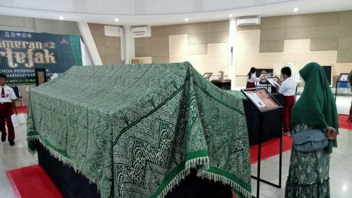Panitia penyelenggara pameran, Muhammad Issac Almahmudi memastikan Artefak Nabi Muhammad SAW yang dipamerkan adalah asli.