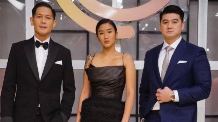 Juru masak profesional Junior John Rorimpandey alias Chef Juna jadi sorotan nertizen usai peristiwa adu mulut dengan sopir truk.