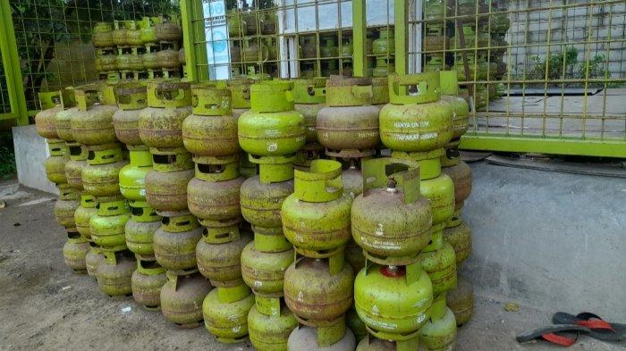 Jejeran Gas elpiji 3 Kg (Gas Melon) di salah satu agen di Kabupaten Serang