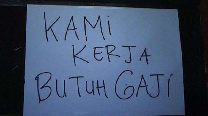 Seorang pekerja di Purbalingga mengeluh gajinya tak dibayar hingga memicu eksodus karyawan. Ia dan rekannya bingung mencari keadilan dan butuh arahan.