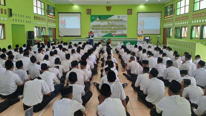 Astra Motor Yogyakarta Bekali Siswa Baru Wawasan Keselamatan Berkendara