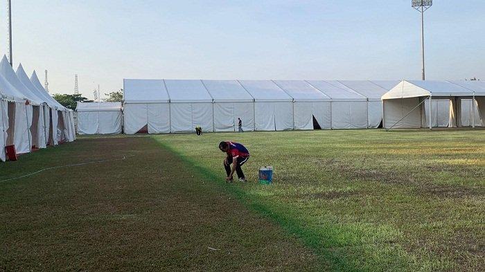 Rumput Stadion Utama Kebondalem Mengering Usai Pekan Raya Kendal. Kapan ...