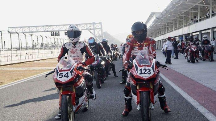 Performa Tinggi Motor Juara CBR250RR Dibuktikan di Sirkuit Mandalika oleh Komunitas Honda