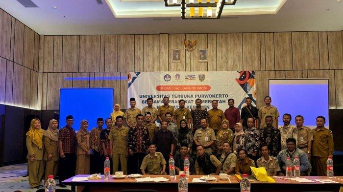 Sosialisasi Universitas Terbuka dan Rekognisi Pembelajaran Lampau (RPL) bagi Pemerintahan Desa Kabupaten Kebumen, Selasa, 4 Juni 2024, di Hotel Trio Azana Kebumen