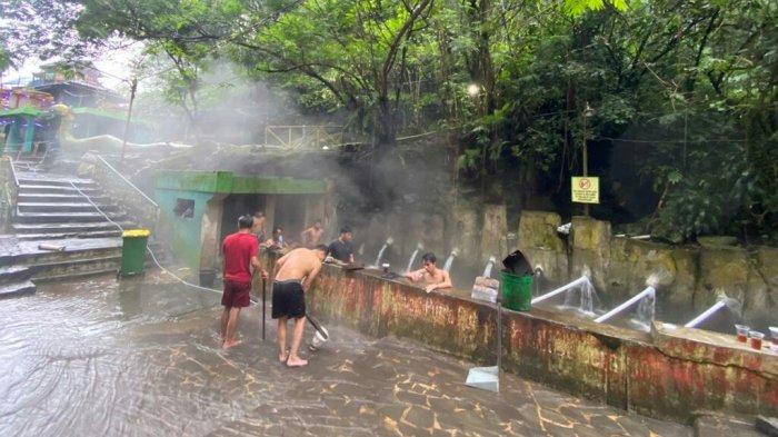 Kondisi terkini Guci Tegal setelah banjir bandang: Sungai Gung normal, Pancuran 13 masih tutup