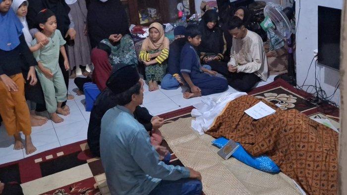 HAMDAN ATT MENINGGAL - Hamdan ATT meninggal dunia sekitar pukul 12.00 WIB.