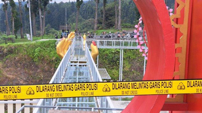 Lokasi TKP wisatawan tewas terjatuh dari wahana jembatan kaca Wisata Hutan Pinus Limpakuwus, Kecamatan Sumbang, Kabupaten Banyumas, Rabu (25/10/2023) sekira pukul 10.00 WIB.