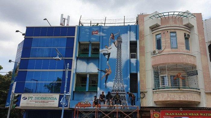 Mural 'Java in Paris' 15 Meter Hiasi Koridor Gatsu Solo, Ada Gambar ...