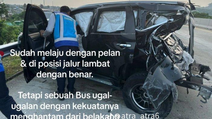 Kondisi mobil Pajero selepas ditabrak bus PO Haryanto di jalan Tol KM 382 Batang-Semarang di Mentosari, Gringsing, Kabupaten Batang (24/12/2023). Kasus ini viral di berbagai platform media sosial selepas pihak pemilik Pajero menuntut keadilan berupa ganti rugi.
