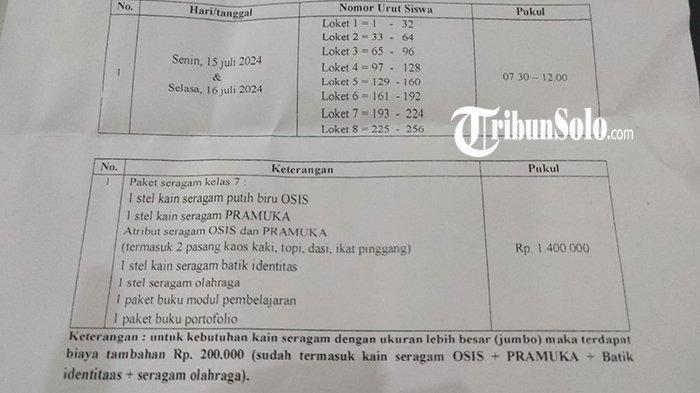 Surat edaran yang diterima orangtua siswa baru di SMPN 3 Colomadu, Karanganyar, berisi rincian uang seragam dan paket buku yang harus dibayar.