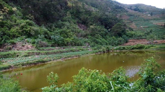 Telaga Mendongan, Desa Pranten, Kecamatan Bawang, Kabupaten Batang.