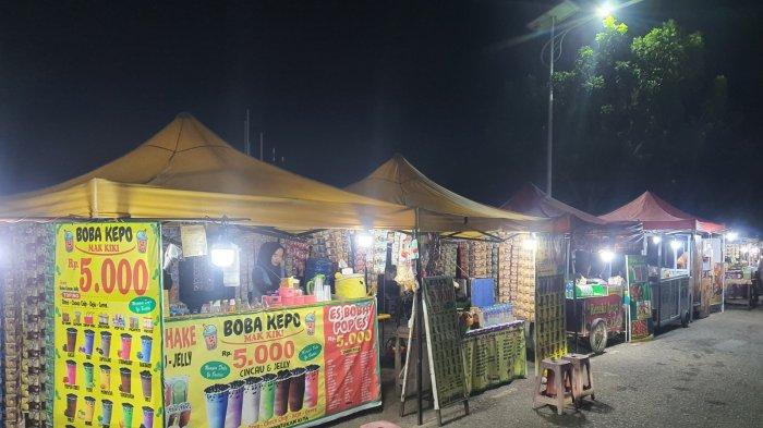 SUASANA COASTAL AREA - Suasana Coastal Area, pusat kuliner di Kabupaten Karimun pada Kamis (5/12/2024) malam.