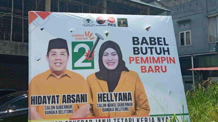 Baliho Pilkada Bangka Belitung paslon 02 Hidayat Arsani - Hellyana di Tanjung Pandan, Belitung, November 2024.