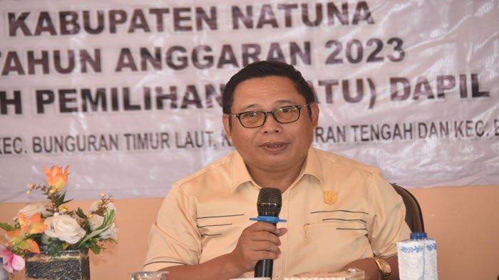 Ketua DPRD Kabupaten Natuna, Daeng Amhar melakukan kunjungan reses persidangan III tahun 2023 di Desa Batu Gajah, Kecamatan Bunguran Timur, Natuna. Senin (6/11/2023