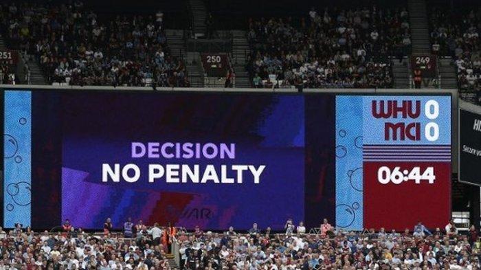 Penggunaan VAR antara West Ham vs Manchester City pada laga perdana Liga Inggris, Sabtu (10/8/2019) malam.