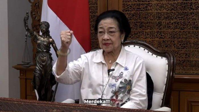 Ketua Umum PDIP Megawati Soekarnoputri saat pidato politik menanggapi dinamika politik tanah air saat ini, disiarkan langsung di YouTube PDI-Perjuangan, Minggu (12/11/2023).