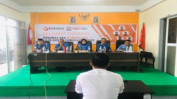72 Calon Panwascam Batam Ikut Tes Wawancara, Bakal Mengerucut Jadi 36 ...