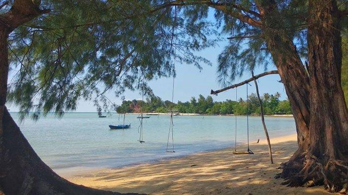 Ilustrasi Pantai Sakera di Bintan, Kepri