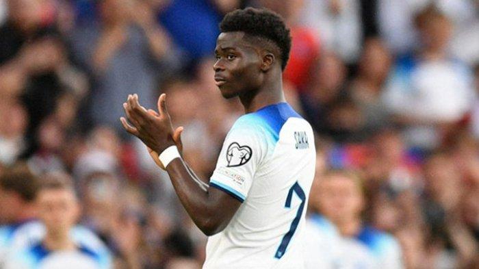 Bintang Manchester City, Kyle Walker, jadi alasan kenapa pemain Arsenal, Bukayo Saka, kurang mentereng di Timnas Inggris bersama Euro 2024.