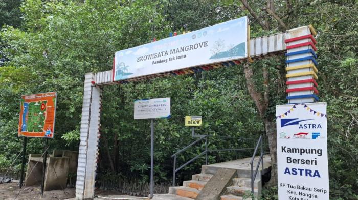 Pintu Masuk ke Bakau Serip, Nongsa, Kota Batam