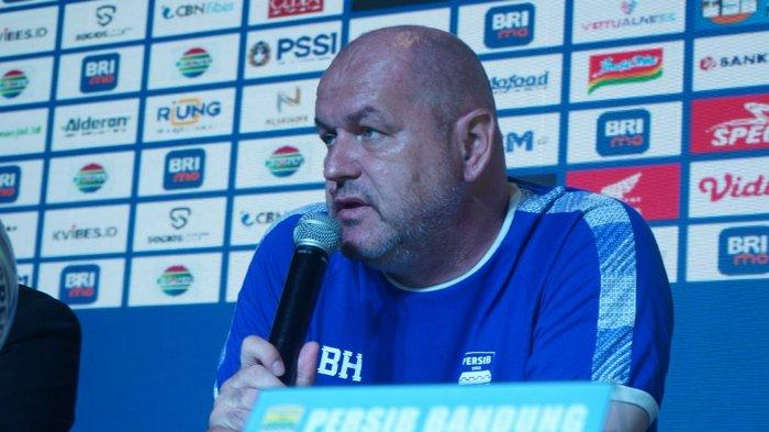 Pelatih Persib Bandung, Bojan Hodak, memprediksi laga pekan 23 BRI Liga 1 2023-2024 menghadapi Bali United akan jadi laga yang sulit bagi tim asuhannya.