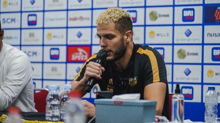 Bomber Dewa United, Karim Rossi tengah menjadi sorotan pelatih Bali United, Stefano Cugurra yang akan berlaga pada pekan sembilan BRIL Liga 1 di Stadion I Wayan Dipta, Gianyar, pada Sabtu (10/9/2022) pukul 15.30 WIB