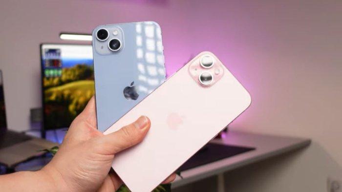 Ilustrasi iPhone 15 Plus dan iPhone 14 Plus.