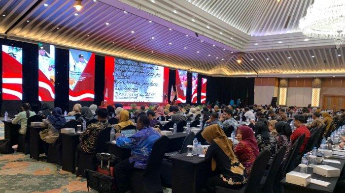 KESBANGPOL KEPRI - Suasana saat Rapat Koordinasi Nasional Pembentukan Pasukan Pengibar Bendera Pusaka Tahun 2025, dihadiri oleh Kepala Badan Kesatuan Bangsa dan Politik Provinsi dan Kabupaten/Kota Se Indonesia beserta Kepala Bidang Ideologi dan Wawasan Kebangsaan.di Hotel Grand Sahid, Jakarta (21/01/ 2025).