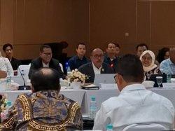 Ketua LPSK RI, Achmadi saat menyampaikan laporannya di Kunker Komisi XIII DPR RI di Batam