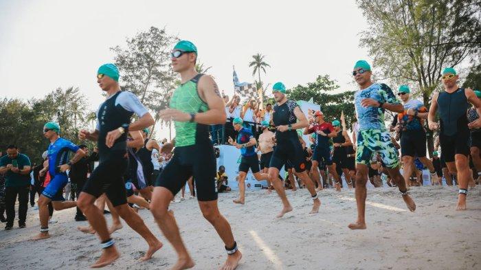 Para Peserta Bintan Triathlon Beberapa Tahun Lalu. (TRIBUN/ Dok. Humas Bintan Resorts).