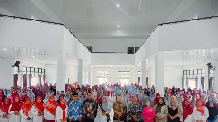 Dokumentasi kegiatan program holistik integratif kepada guru paud Natuna beberapa waktu lalu.