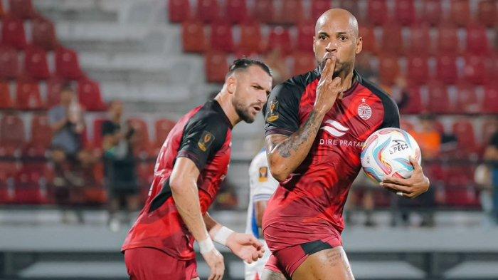 Prediksi skor Borneo FC vs Persija di semifinasl Piala Presiden 2024, simak informasi tentang prakiraan susunan pemain dan head to head jelang laga.