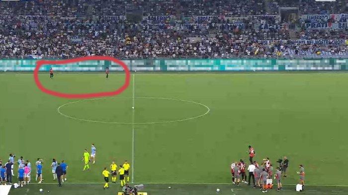"Milan" onları cərimələməyəcək: Bu hərəkətlərinə görə - FOTO 2 AC Milan Imbang vs Lazio, Paulo Fonseca Bantah Ada Masalah dengan Theo Hernandez dan Rafael Leao - Tribunbatam.id