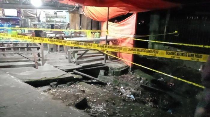 PEMBUNUHAN DI KEPAHIANG - TKP pembunuhan seorang pria di Terminal Kepahiang, Provinsi Bengkulu, Kamis (27/3/2025) malam. Adanya video-video pembunuhan korban di medsos membuat pihak keluarga tidak nyaman dan meminta masyarakat menghapusnya.