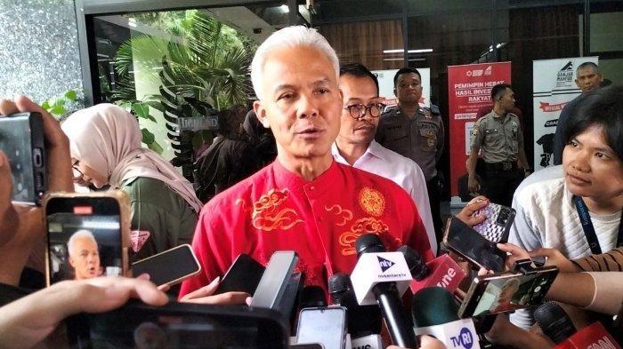 Calon presiden (capres) nomor urut 3, Ganjar Pranowo di Gedung High End, Jakarta, Kamis (15/2/2024).
