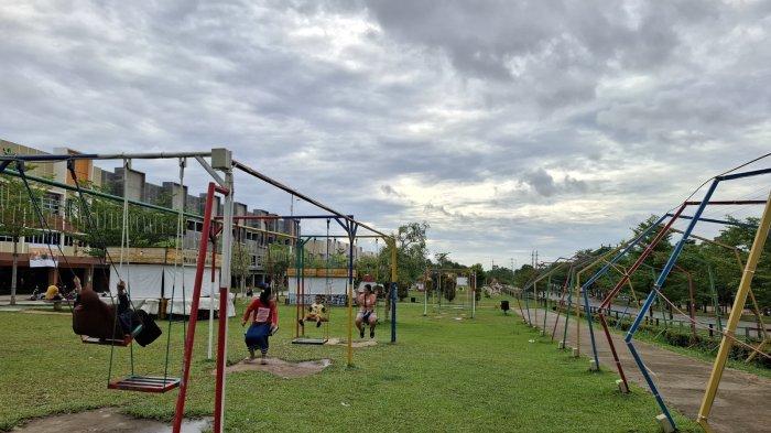 Suasana Taman CGC saat sore tiba, Minggu (26/5/2024).