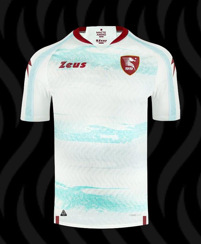 Jersey Tandang Salernitana musim 2023-2024 - resmi