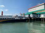 Sebuah-kapal-sedang-bersandar-di-Pelabuhan-Sri-Bintan-Pura-SBP-Tanjungpinang-belum-lama-ini.jpg